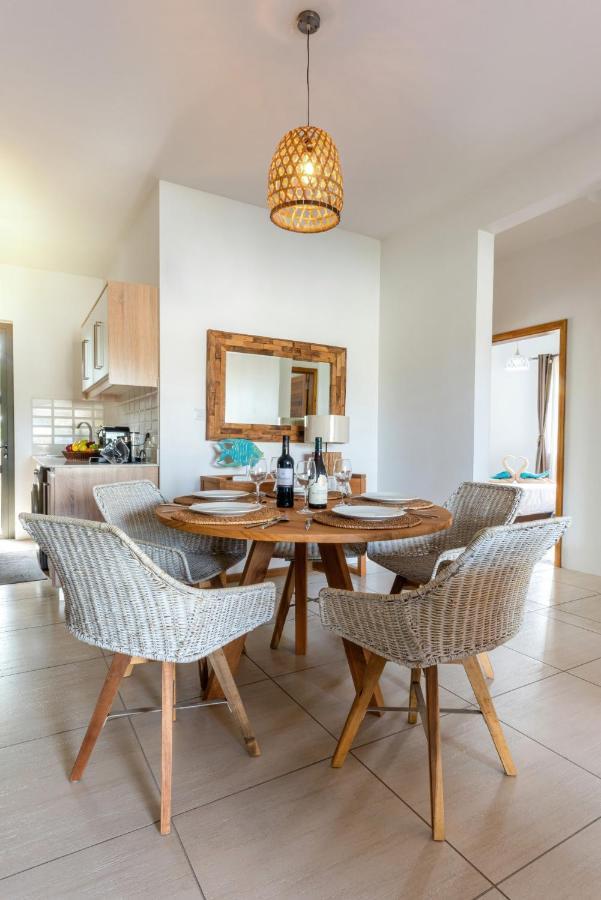 West Wood Holiday Apartment, C6 - Flic En Flac With Pool At A Quiet Location, Beautifully Decorated And Close To The Beach Exteriör bild